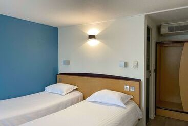 酒店 Kyriad Direct Roanne