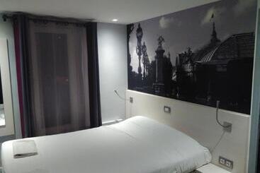 酒店 Kyriad Paris 12 Nation