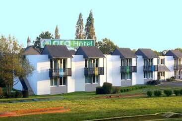 ホテル The Originals City, Ara Hôtel