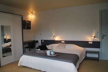 هتل Hôtel De La Mer