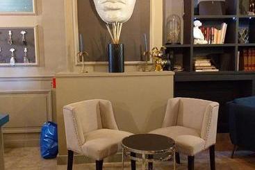 هتل Hôtel Le Mas De Couran