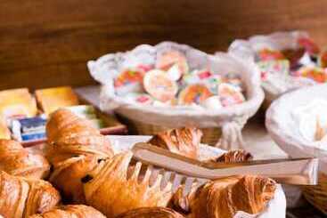 酒店 Hôtel Moderne