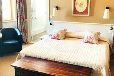 酒店 & Restaurant Le Central Trouville