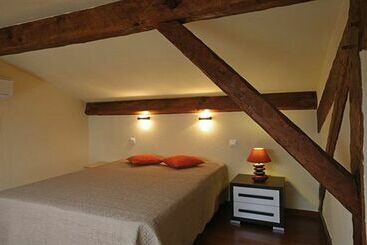 هتل Le Logis du Chateau