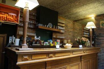 בית מלון כפרי Les Chevaliers