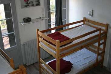 Отель Les Glycines