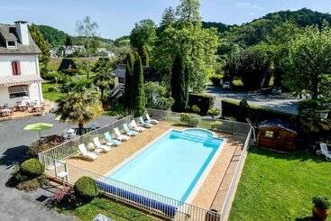 فندق Logis Le Vieux Logis