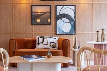 Отель Mercure La Rochelle Vieux Port