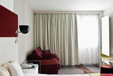 ホテル Mercure Paris Bercy Bibliotheque