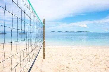 استراحتگاه Castaway Island, Fiji