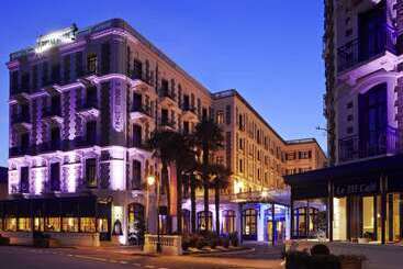 בית מלון כפרי Hôtel Barrière Le Grand Hôtel Dinard