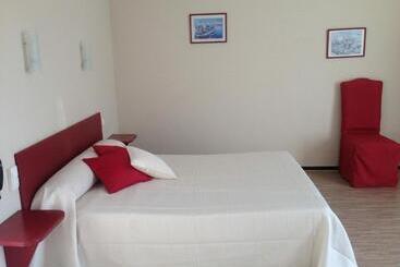 فندق Saint Jacques