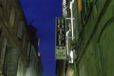 בית מלון כפרי Saint Trophime