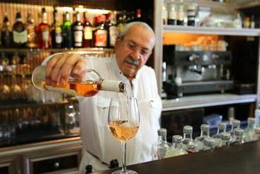 ホテル Sole E Monti