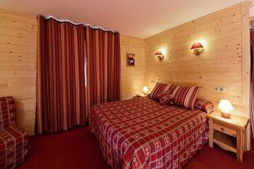 Logis Hotel Les Playes