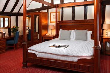 בית מלון כפרי Best Western The Rose & Crown