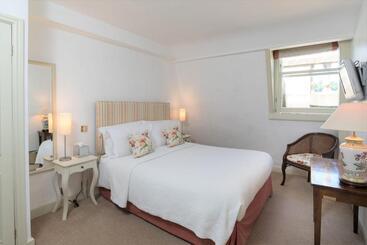 ホテル Dukes Bath