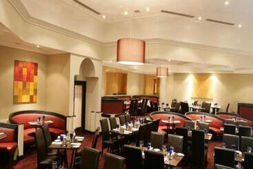 בית מלון כפרי Riverside Lodge