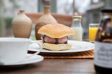 ホテル Victorian House