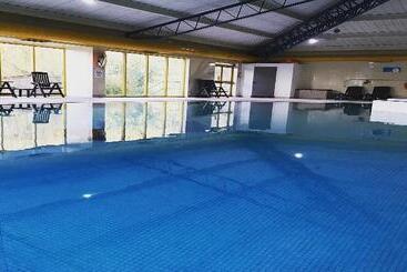 בית מלון כפרי Holiday Inn Runcorn M56 Junction 12, An Ihg