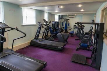 Ivy Bush Royal Hotel By Compass Hospitality