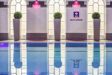 ホテル Mercure Exeter Southgate