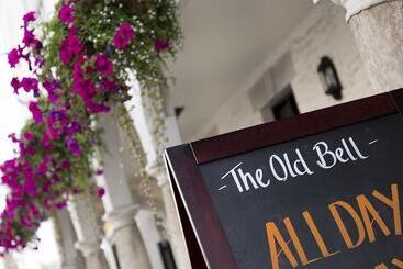 فندق The Old Bell Warminster