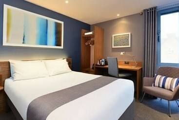 호텔 Travelodge London Covent Garden
