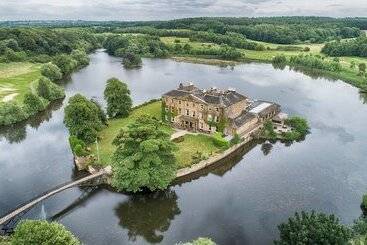 فندق Waterton Park