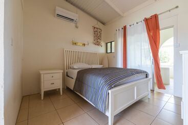 آپارتمانهای توریستها Wave Crest Suites