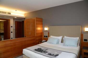 Отель Albergo Roma, Bw Signature Collection
