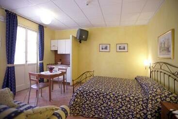 בית מלון כפרי Badellino