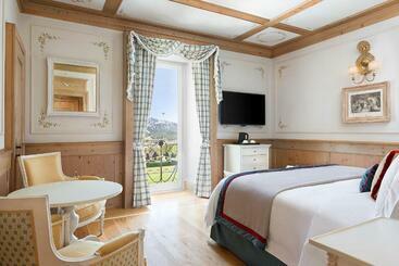 هتل Cristallo, A Luxury Collection Resort & Spa, Cortina D  Ampezzo