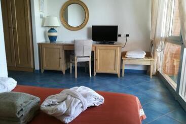 Th Capoliveri   Grand Hotel Elba International