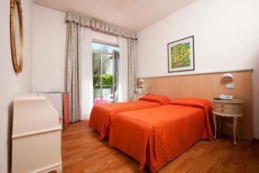 هتل Residence Rely