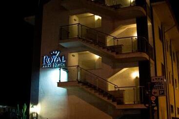 酒店 Royal