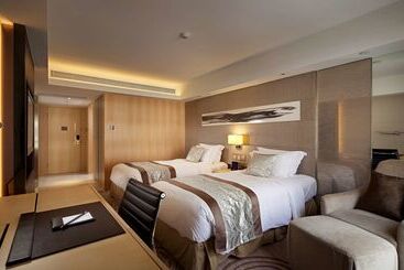 酒店 The Royal Garden