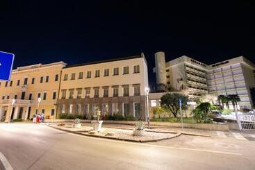 فندق Savoia Thermae & Spa