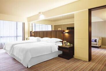 Sheraton Hong Kong Hotel & Towers