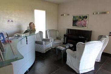 فندق Dante Residence