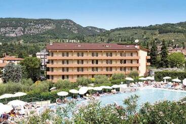 Отель La Perla  Bike