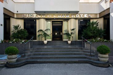 Отель Pietra Di Luna