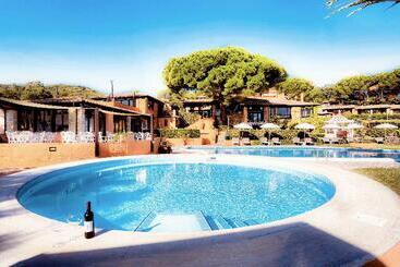 اقامتگاه Resort Le Picchiaie