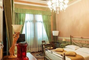 Villa Ducale Hotel & Ristorante