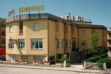 فندق Giannino