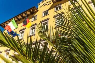Grand Hotel Riva