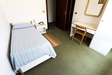 בית מלון כפרי Krizman