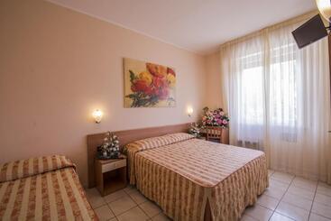 בית מלון כפרי Riviera Blu