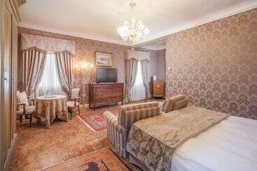 هتل Villa Condulmer