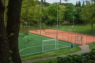 Отель Borgo San Luigi